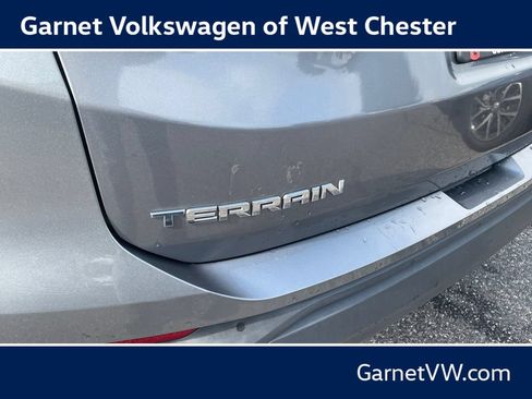 Used 2019 GMC Terrain SLE w/ Driver Convenience Package AWD/4WD image 17