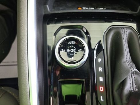Used 2025 Chevrolet Colorado ZR2 AWD/4WD image 13