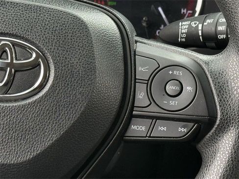 Used 2024 Toyota RAV4 XLE image 15