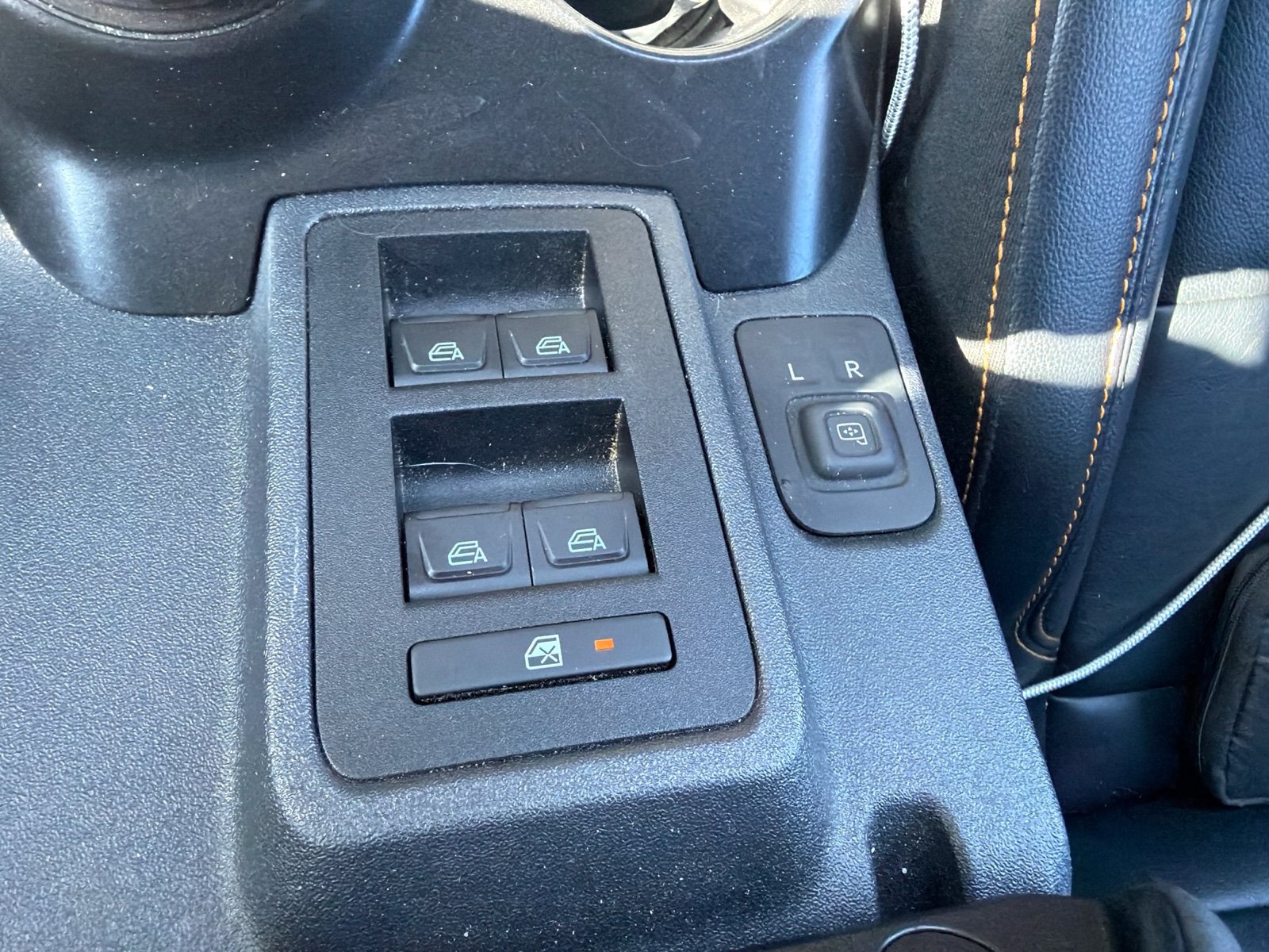 Used 2022 Ford Bronco Badlands w/ Sasquatch Package AWD/4WD image 21