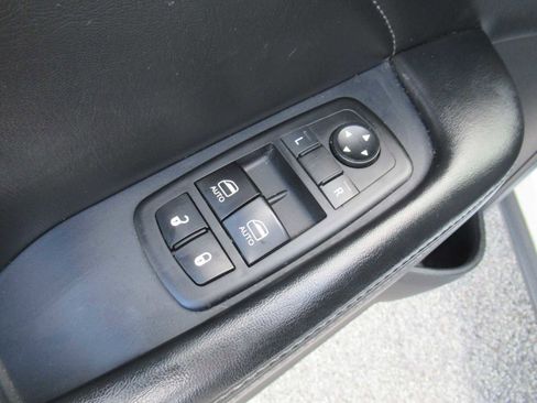 Used 2016 Dodge Challenger SXT Plus image 16