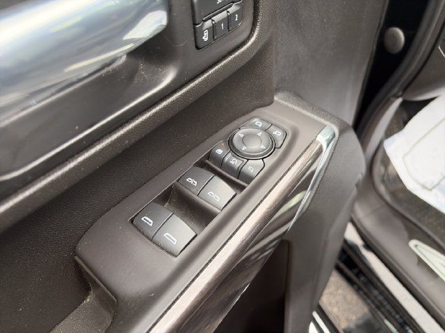 Used 2021 Chevrolet Silverado 3500 LTZ w/ Gooseneck/5TH Wheel Package AWD/4WD image 19