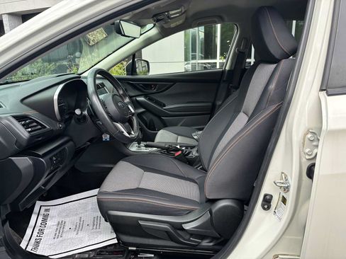 Used 2023 Subaru Crosstrek 2.0i Premium AWD/4WD image 2