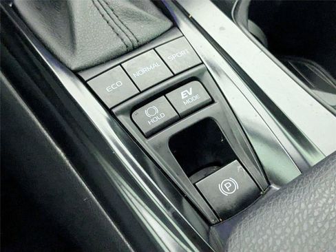 Certified 2025 Toyota Camry SE FWD image 24