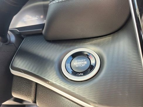 New 2025 Jeep Grand Cherokee Altitude RWD image 26