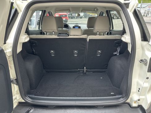 Used 2022 Ford EcoSport S AWD/4WD image 7