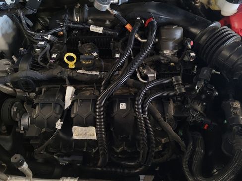 Used 2024 Ford Edge SEL image 30