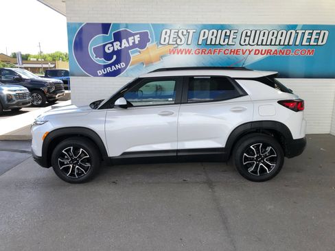 Used 2025 Chevrolet TrailBlazer ACTIV w/ Convenience Package FWD image 5