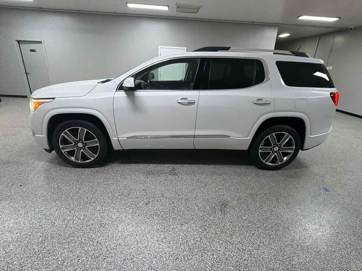Used 2017 GMC Acadia Denali FWD image 6