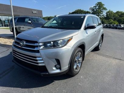 Used 2018 Toyota Highlander Limited Platinum