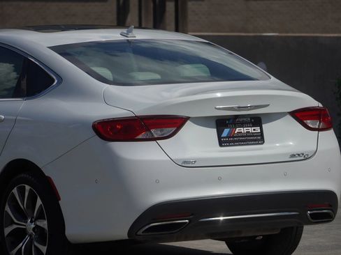Used 2015 Chrysler 200 C w/ Navigation & Sound Group I image 5