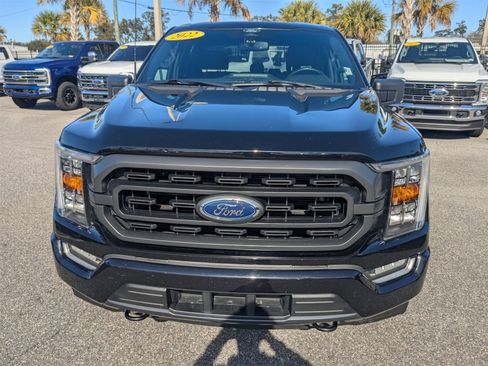 Used 2022 Ford F150 XLT w/ Equipment Group 302A High image 9