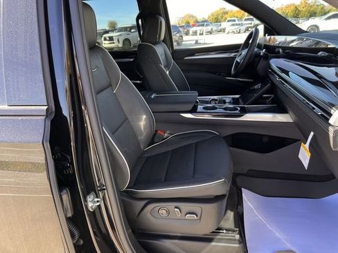 Certified 2026 Cadillac Escalade ESV Sport w/ LPO, ONYX Package image 25