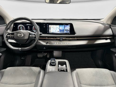 Used 2024 Nissan Ariya AWD image 17