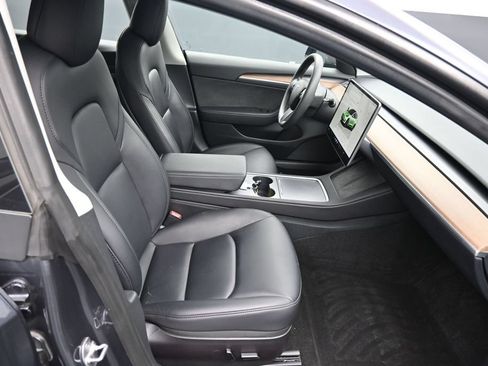 Used 2023 Tesla Model 3 Standard Range RWD image 27