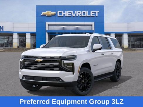 New 2025 Chevrolet Suburban High Country image 7