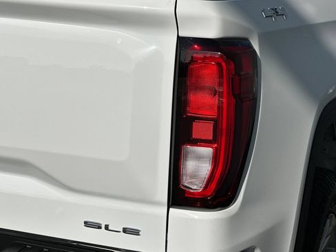 Certified 2023 GMC Sierra 1500 SLE AWD/4WD image 37