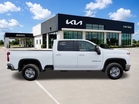 Used 2020 Chevrolet Silverado 2500 LT w/ All Star Edition AWD/4WD image 4