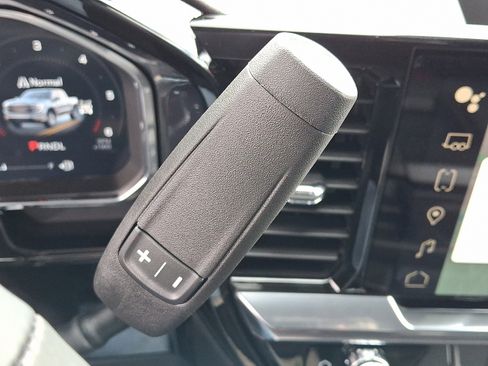 New 2026 GMC Sierra 1500 Elevation image 7