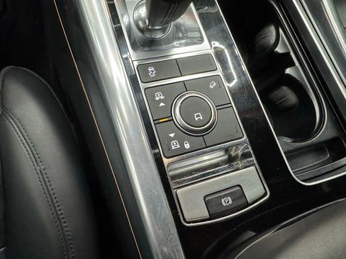 Used 2019 Land Rover Range Rover Sport HSE Dynamic image 19