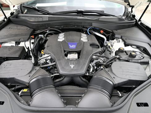 Used 2024 Maserati Levante Modena Ultima AWD/4WD image 58