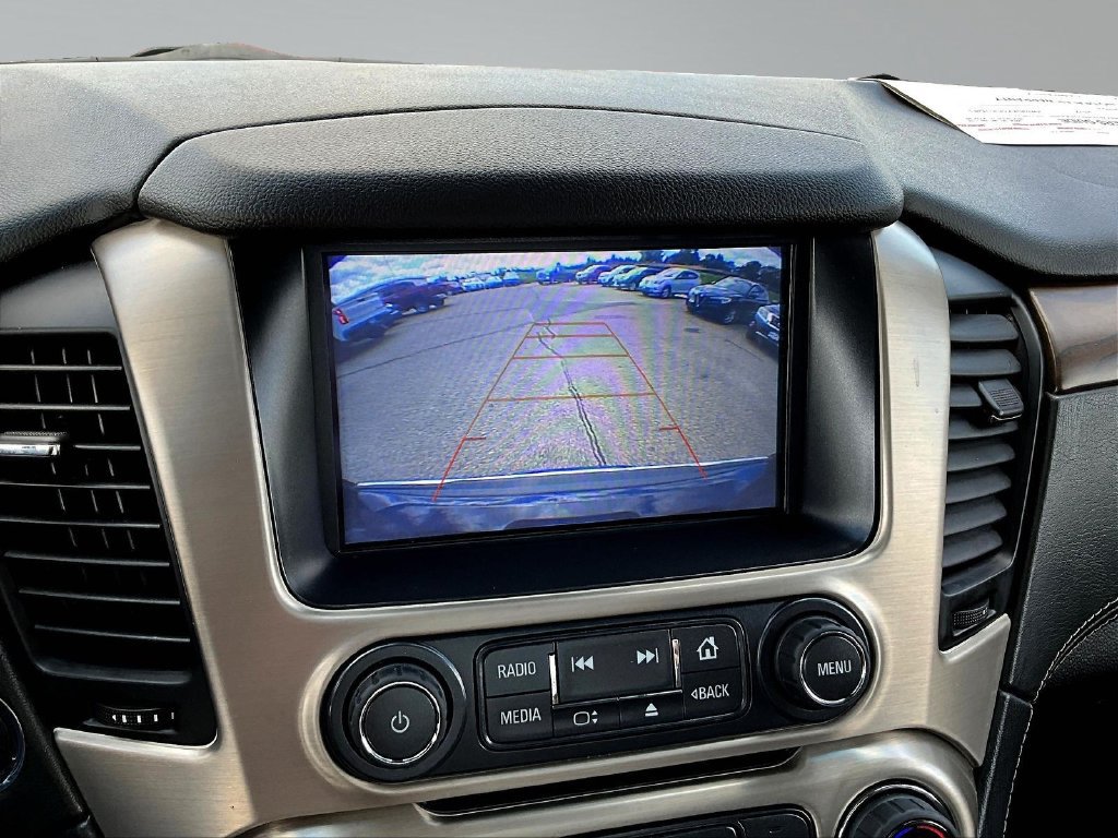 Used 2019 GMC Yukon Denali w/ Denali Ultimate Black Edition AWD/4WD image 16