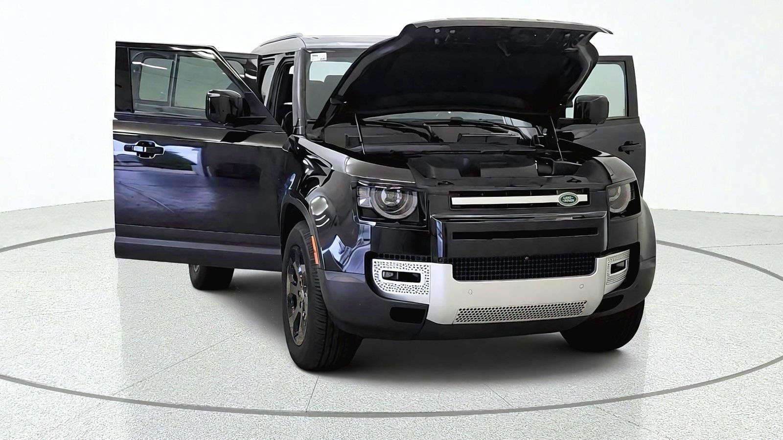 Used 2023 Land Rover Defender 110 SE AWD/4WD image 12