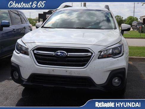 Used 2019 Subaru Outback 2.5i Limited image 12