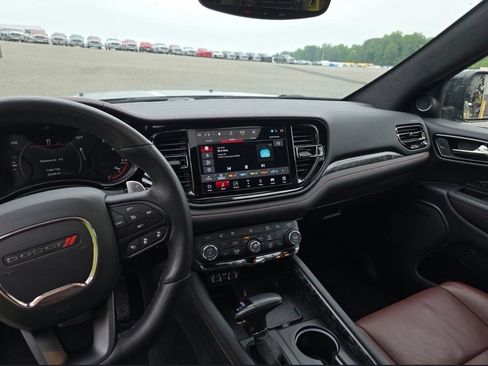 Used 2025 Dodge Durango R/T AWD/4WD image 3