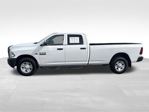 Used 2018 RAM 3500 Tradesman image 4