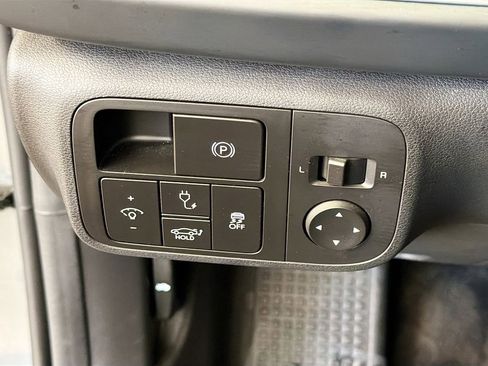 Used 2023 Hyundai Ioniq 6 SEL image 10