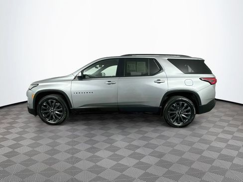 Used 2023 Chevrolet Traverse RS FWD image 6