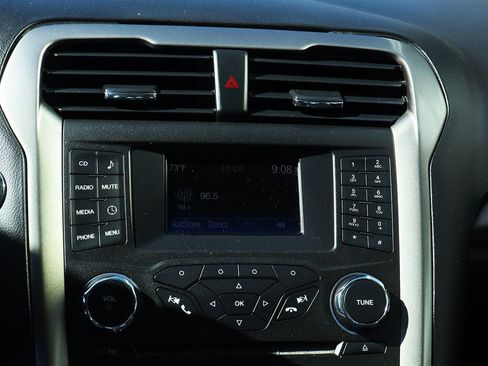 Used 2018 Ford Fusion S image 45