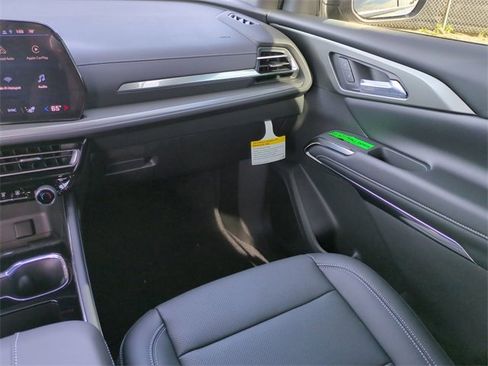 New 2026 Chevrolet Traverse LT w/ Driver Confidence Package image 17