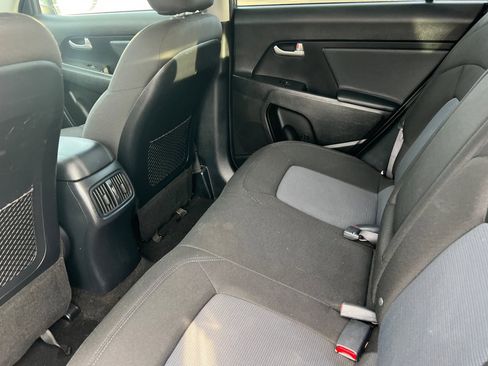 Used 2014 Kia Sportage LX image 9