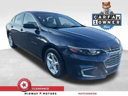 Used 2017 Chevrolet Malibu LS image 1