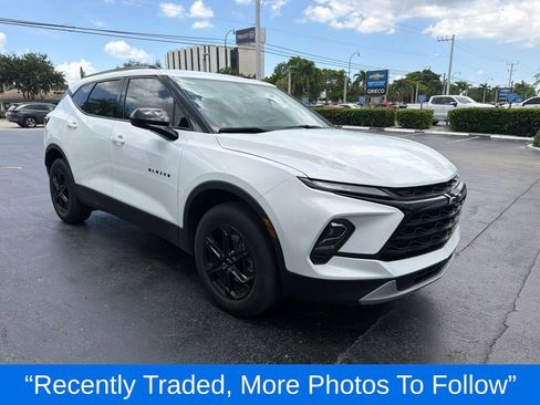 Used 2023 Chevrolet Blazer LT w/ Convenience Package FWD image 1