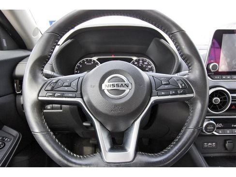 Used 2021 Nissan Sentra SV image 9