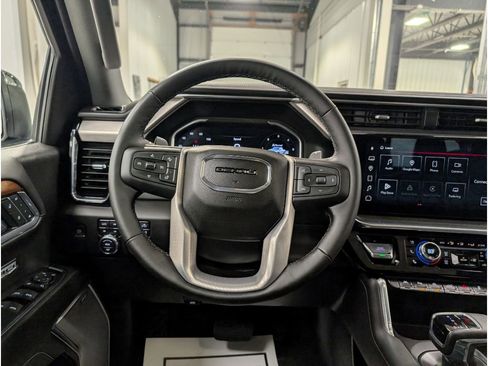 Used 2023 GMC Sierra 1500 Denali w/ Denali Reserve Package image 12