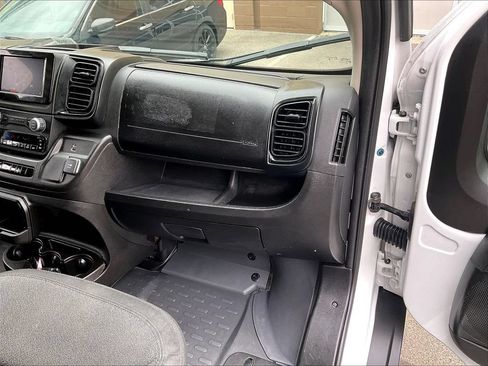 Used 2025 RAM ProMaster 2500 w/ U-Haul Equipment Group FWD image 13