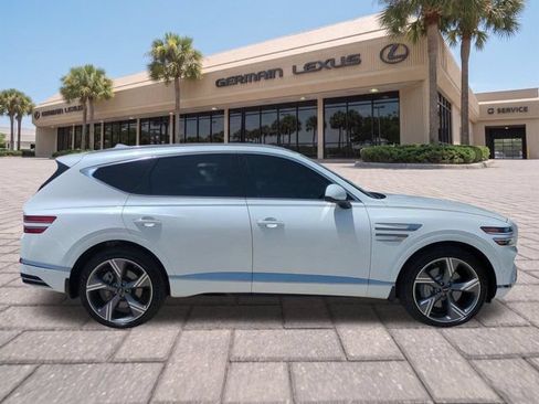 Used 2025 Genesis GV80 2.5T Prestige AWD/4WD image 3
