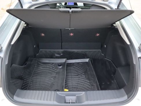 Certified 2025 Toyota Prius LE image 27