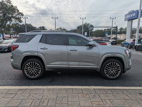 Used 2026 GMC Terrain Denali image 7