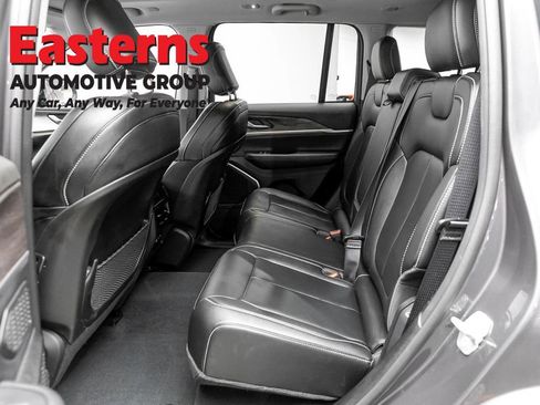 Used 2022 Jeep Grand Cherokee Limited 4xe AWD/4WD image 25