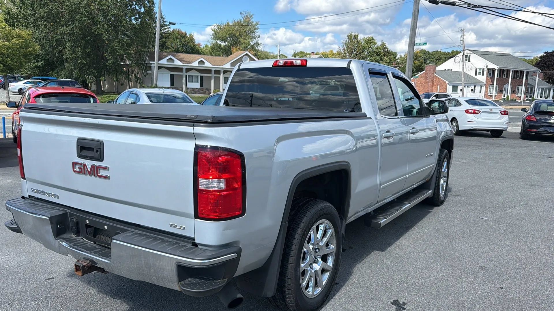 Used 2015 GMC Sierra 1500 SLE w/ SLE Value Package AWD/4WD image 7