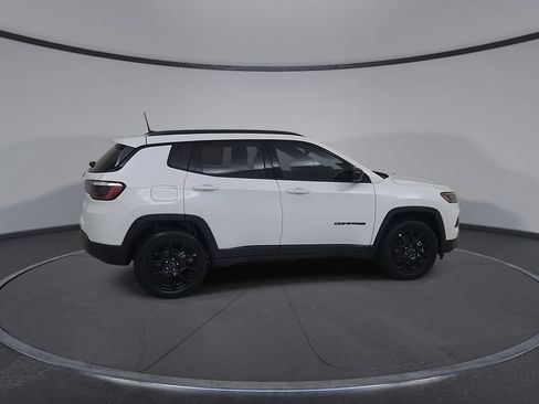 New 2026 Jeep Compass Latitude AWD/4WD image 15