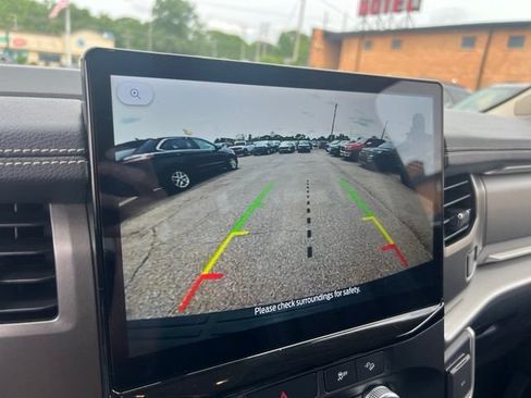Certified 2023 Ford Expedition XLT AWD/4WD image 15