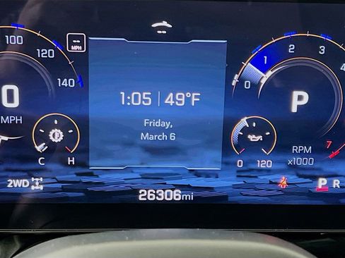 Used 2025 Chevrolet Tahoe LT image 12