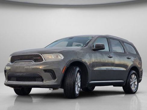 Used 2023 Dodge Durango SXT image 16