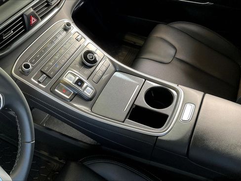Used 2023 Hyundai Santa Fe SEL w/ Premium Package FWD image 17